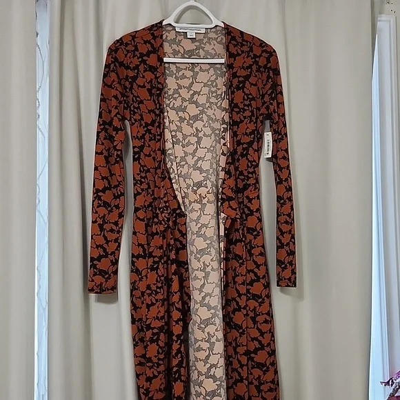 Amazon essentials - Picture 6 of 9